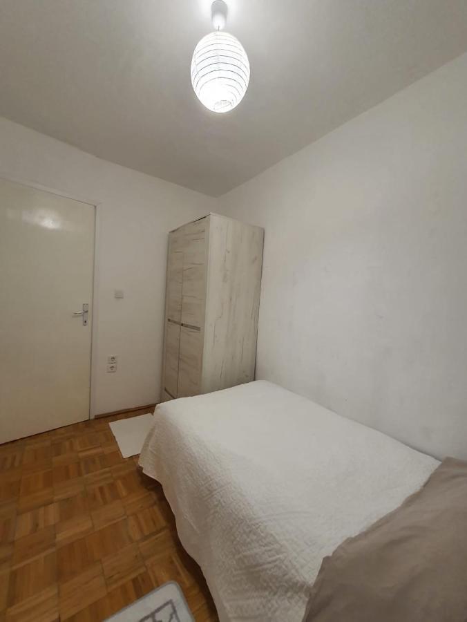 Apartment Vinjerac II Exteriör bild