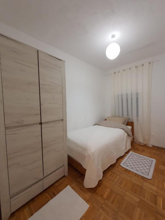 Apartment Vinjerac II Exteriör bild